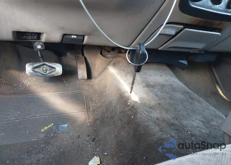 2000 Mercury Mountaineer from USA, damaged, VIN 4M2ZU66E0YUJ00292